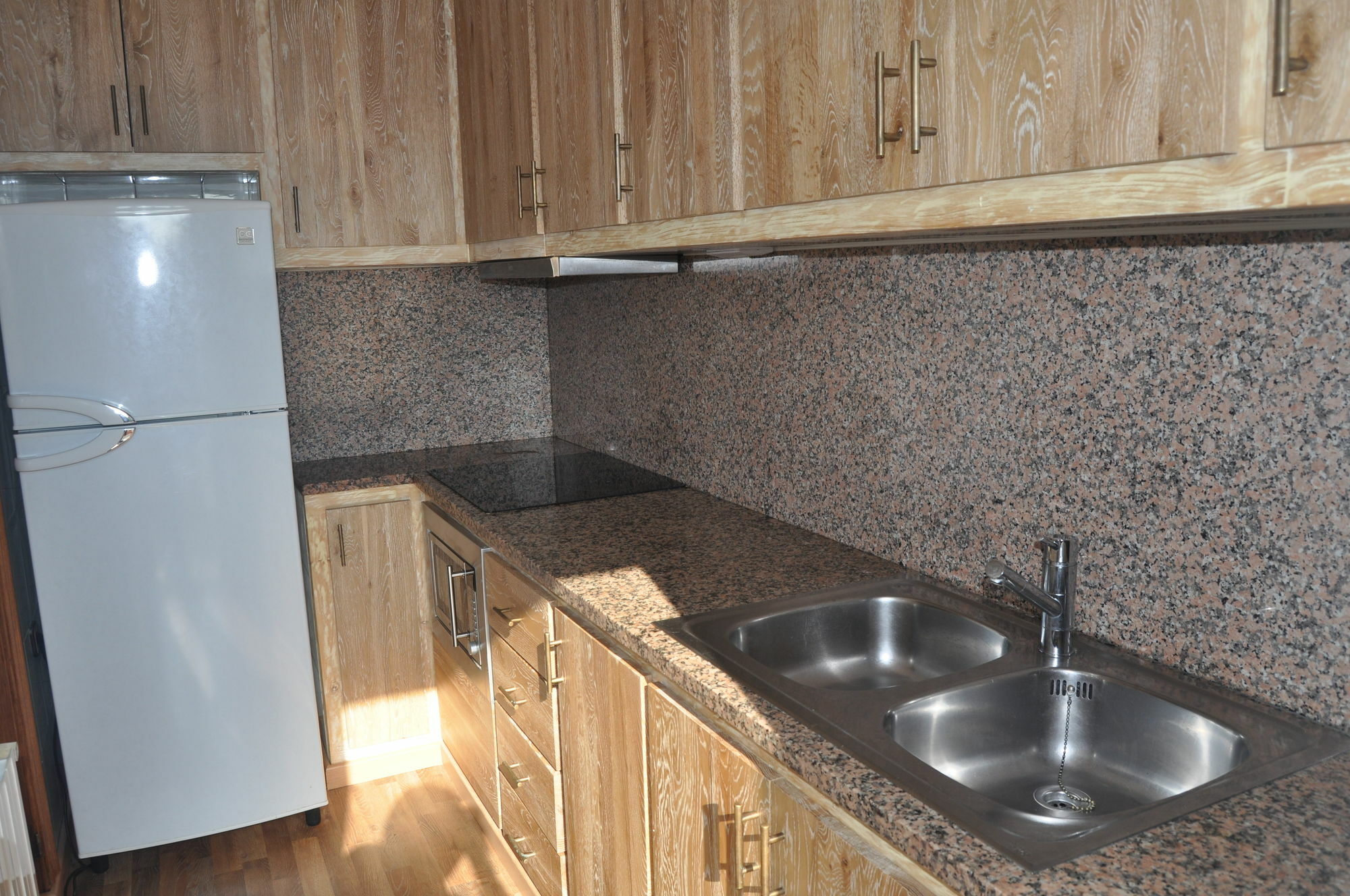 Girona Apartments Esterno foto